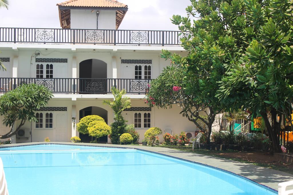 Navro Beach Resort Panadura Exterior foto