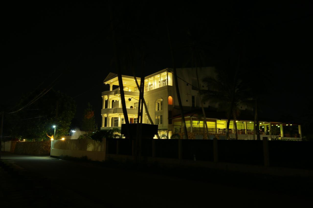 Navro Beach Resort Panadura Exterior foto